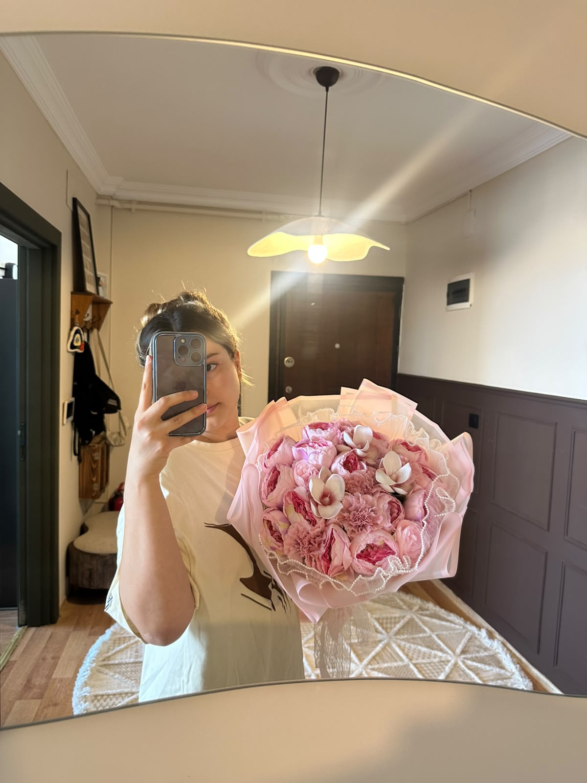 Pomeranian Fuchsia Buket